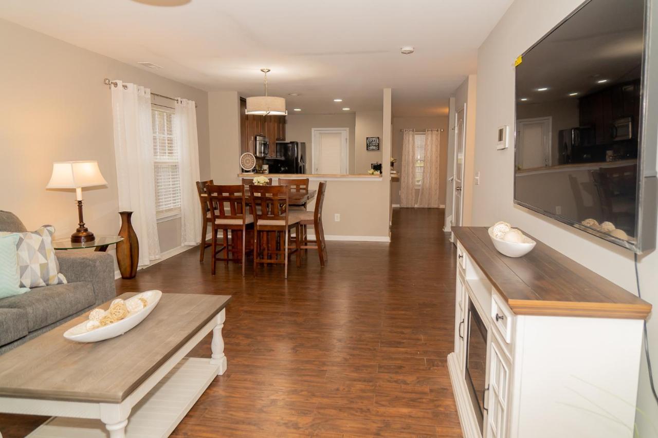Beautiful Spacious 4 Bedroom House , Sleeps 8+ Raleigh Exterior foto